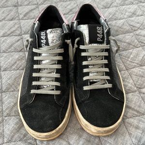 P448 Black Sneakers